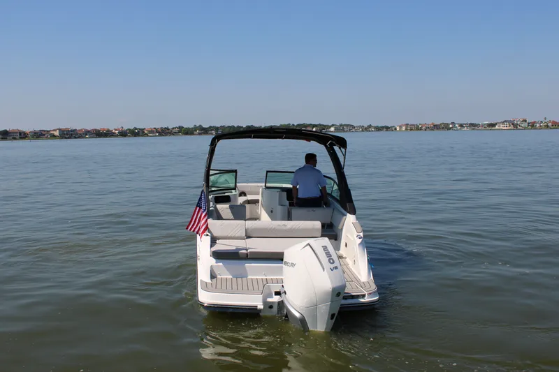 Slide: The Image of Sea Ray SDX 230 Outboard 2026 - 4
