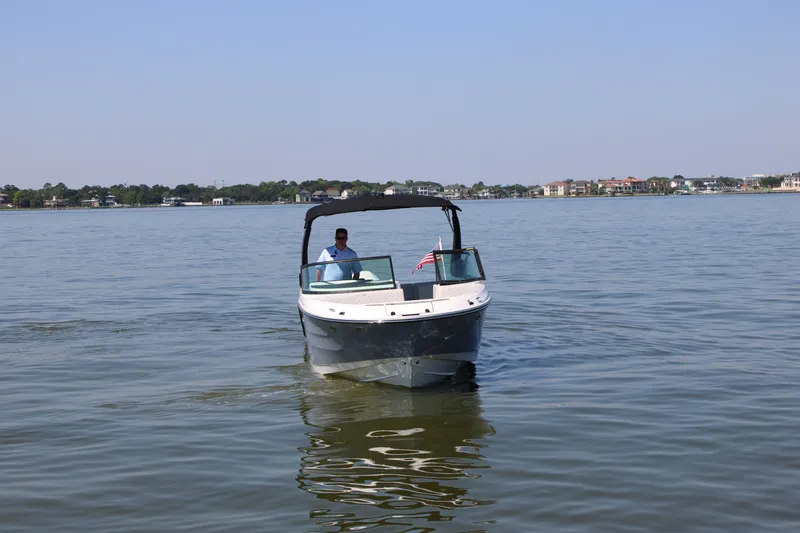Slide: The Image of Sea Ray SDX 230 Outboard 2026 - 17