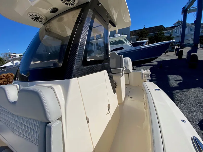 Slide: The Image of 2026 Scout 260 LXF boat interior with sleek design and modern features. - 15