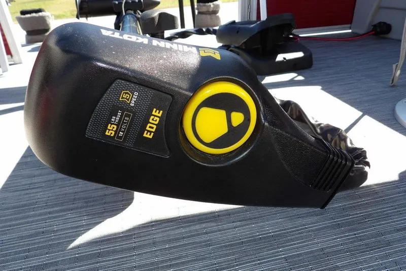 Slide: The Image of Minn Kota Edge trolling motor on 2022 Bennington 20 SVF boat deck. - 19