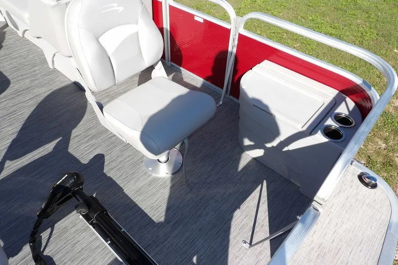 Slide: The Image of 2022 Bennington 20 SVF boat interior with gray seating and red paneling. - 9