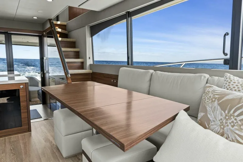 Slide: The Image of 2025 Maritimo M600 - 15