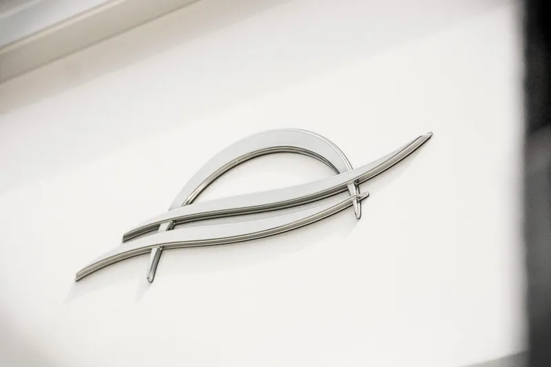 Slide: The Image of Silver emblem on SunCatcher Select 22RC 2026 boat, sleek and modern design. - 15