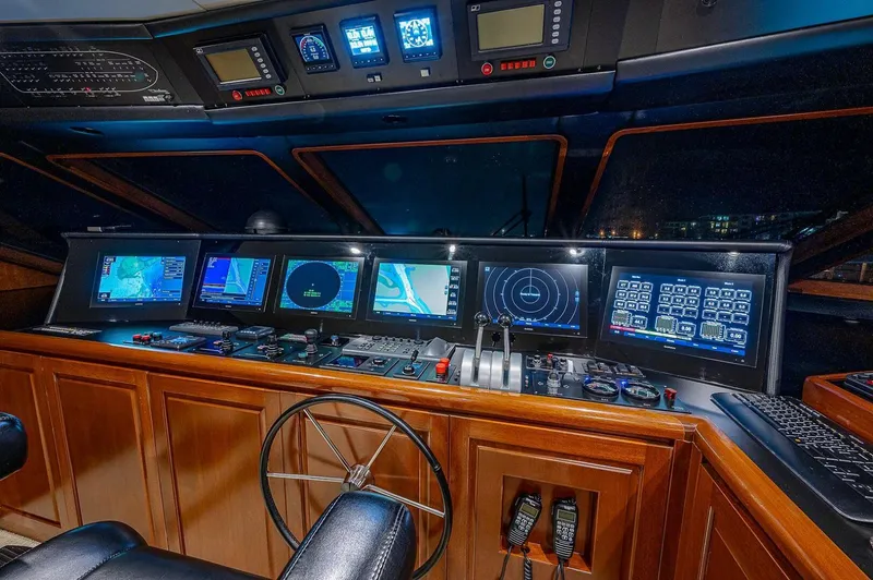 Slide: The Image of Christensen 141 Raised Pilothouse 2000 - 56