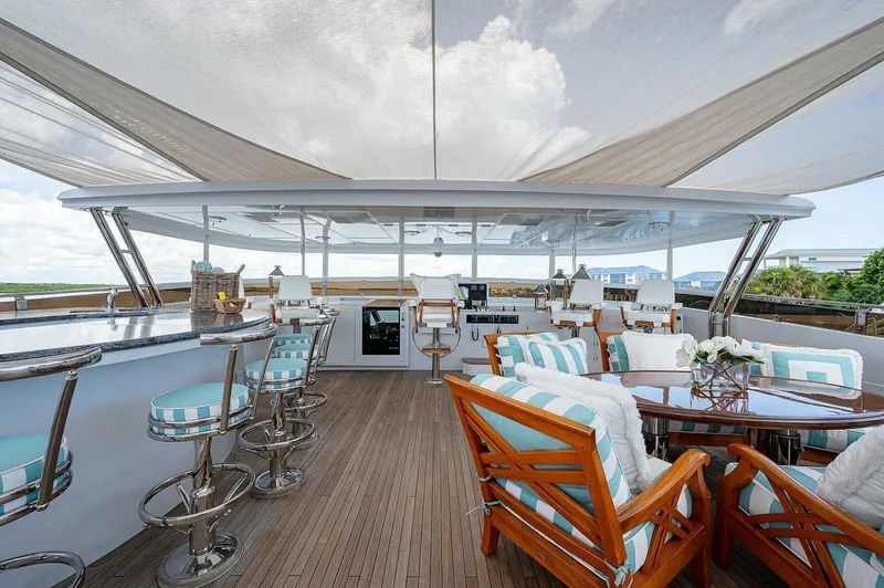 Slide: The Image of Christensen 141 Raised Pilothouse 2000 - 58