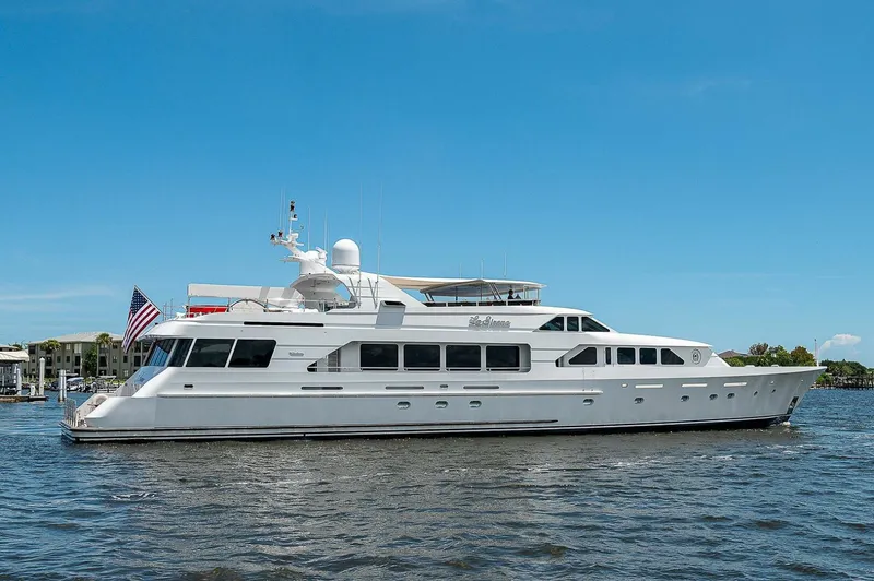 Slide: The Image of Christensen 141 Raised Pilothouse 2000 - 87