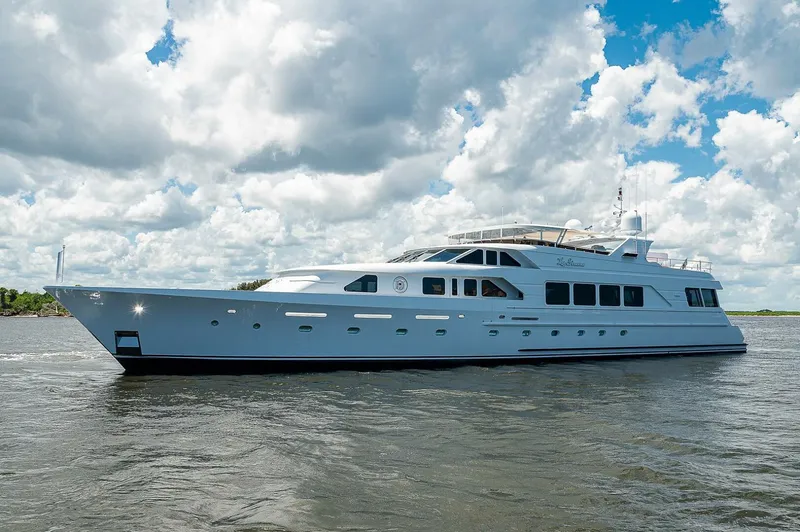 Slide: The Image of Christensen 141 Raised Pilothouse 2000 - 88
