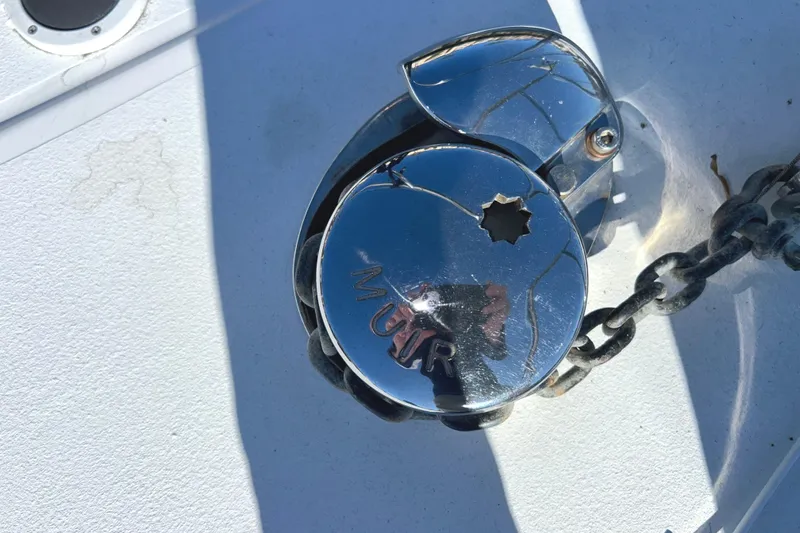 Slide: The Image of Electric windlass - 72