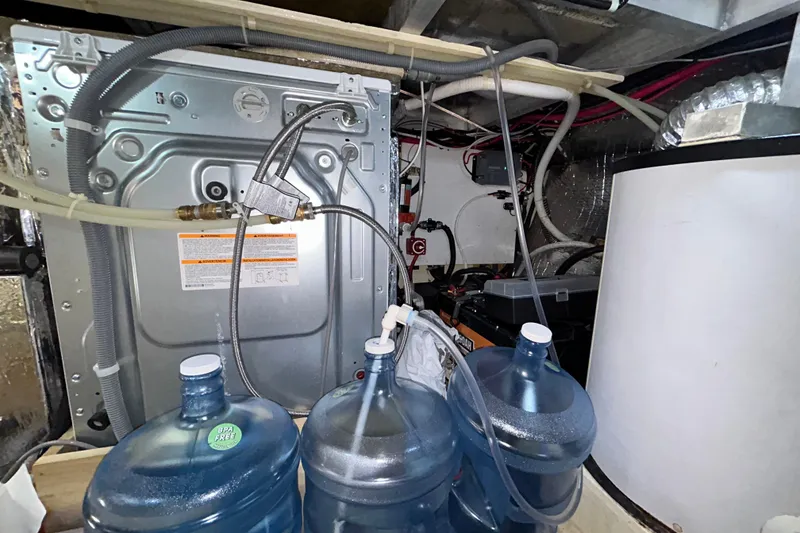 Slide: The Image of Navigator 53 Classic 1999 - 81