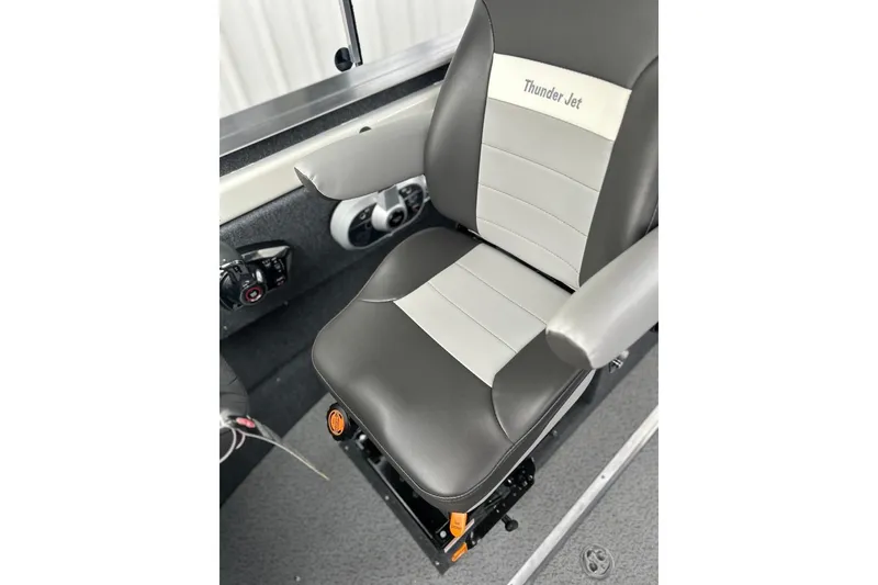 Slide: The Image of Captain's seat in 2026 Thunder Jet 22 Chinook OS boat, featuring sleek design and comfort. - 45
