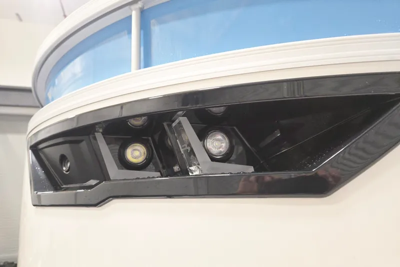 Slide: The Image of Close-up of 2026 Bennington 24 LXS FASTBACK SPORT ARCH boat lights. - 4