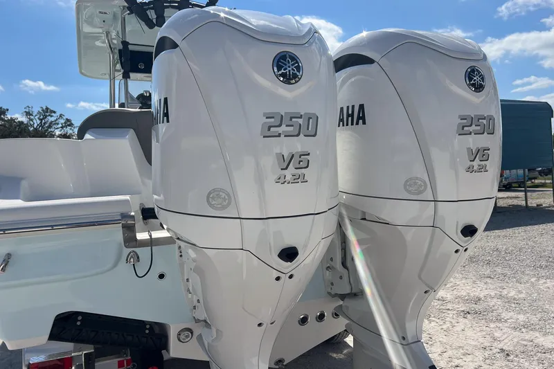 Slide: The Image of 2026 Key West 263 FS boat with dual Yamaha 250 V6 outboard engines. - 6