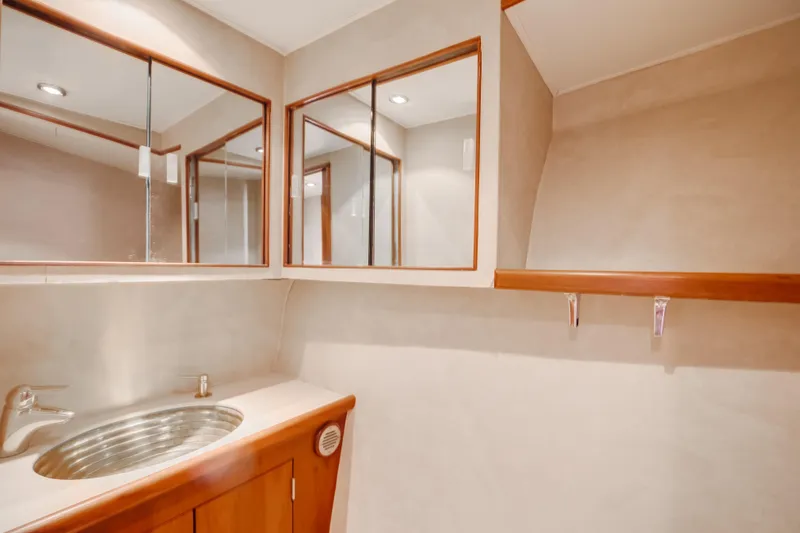 Slide: The Image of Luxurious bathroom interior in 1972 Jim Smith Custom Convertible yacht. - 21