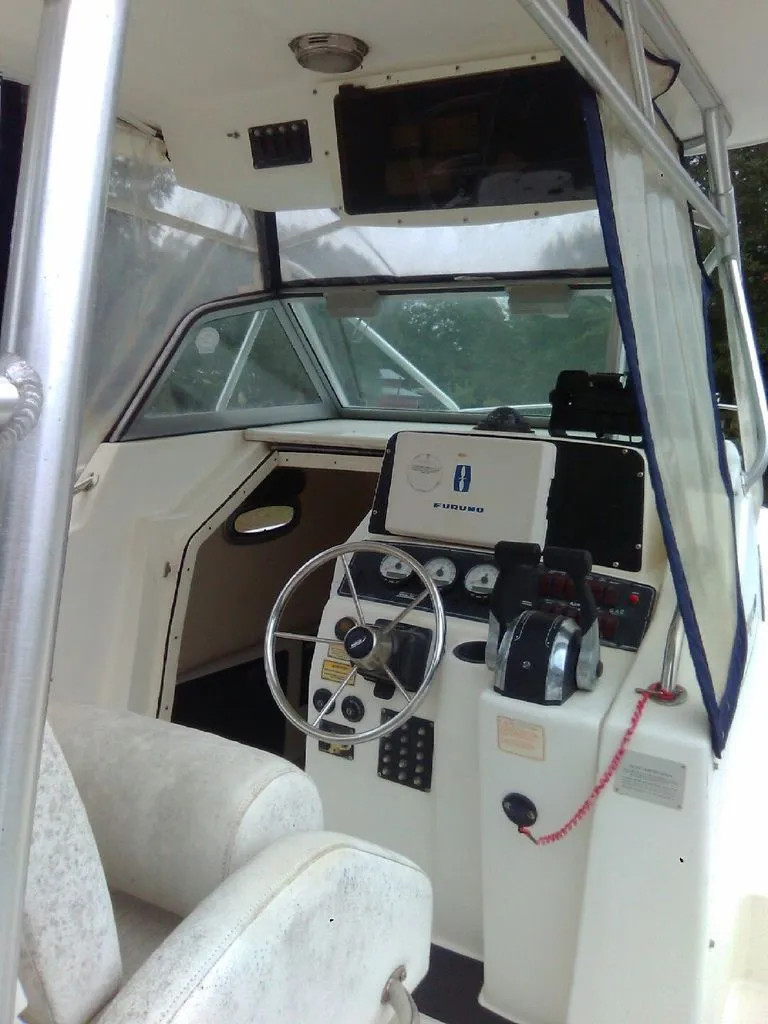 Slide: The Image of Boston Whaler Outrage 2002 - 4