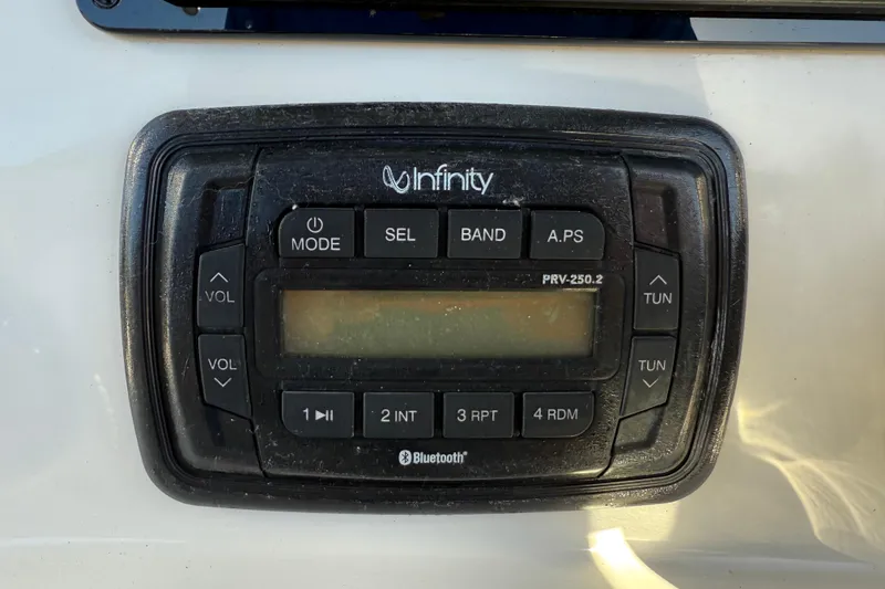 Slide: The Image of Infinity PRV-250.2 marine stereo on 2017 NauticStar 2302 Legacy boat. - 41