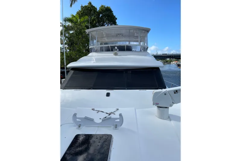 Slide: The Image of Steelhead Marine ES 1000 crane on 1995 Johnson 65 Flybridge Motoryacht deck. - 49