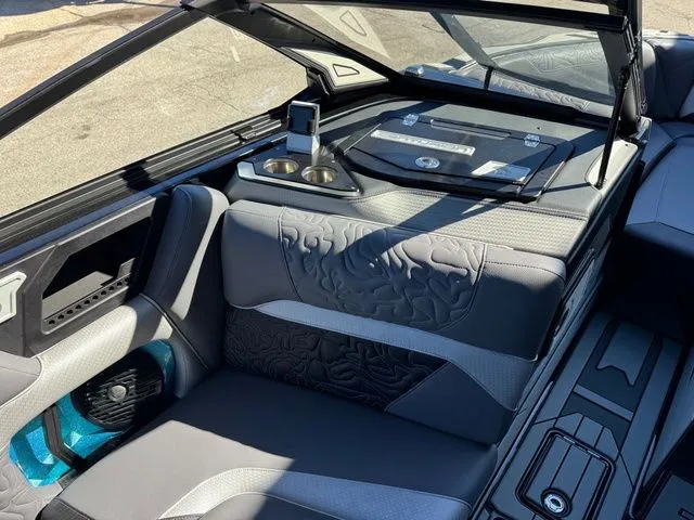 Slide: The Image of Centurion Ri245 2026 - 13