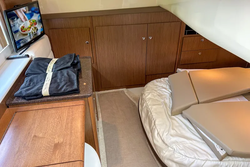 Slide: The Image of Meridian 441 Sedan 2015 - 40