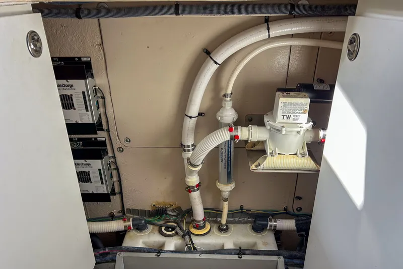 Slide: The Image of Meridian 441 Sedan 2015 - 59