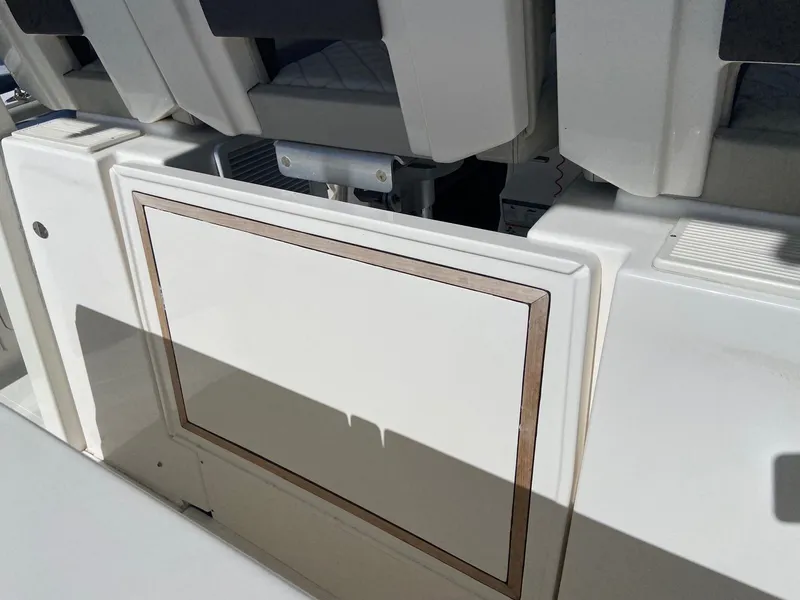 Slide: The Image of Pursuit S 378 Sport 2022 - 18