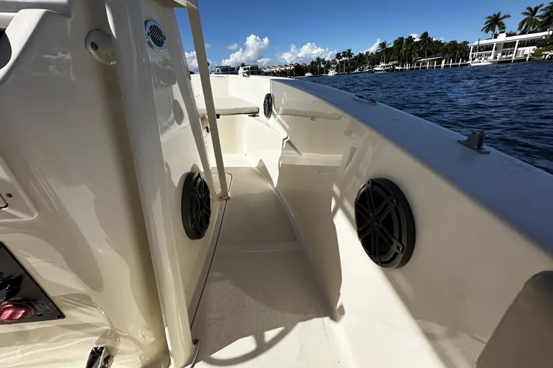Slide: The Image of Scout 195 Sportfish 2023 - 20