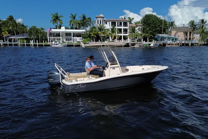 Slide: The Image of Scout 195 Sportfish 2023 - 7