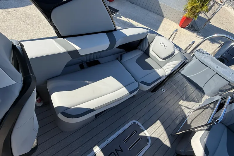 Slide: The Image of Luxurious seating on 2026 Avalon 2585 Excalibur boat, featuring sleek design and premium materials. - 20