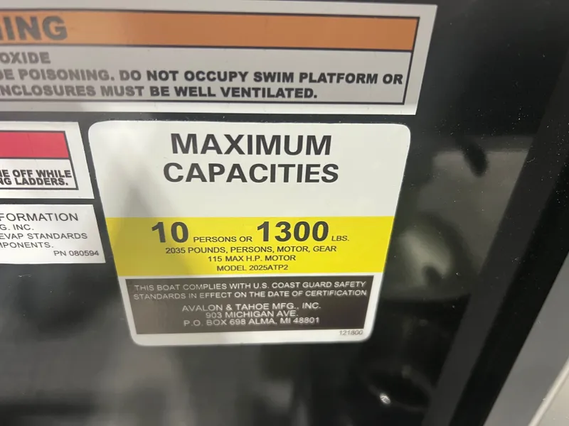 Slide: The Image of Tahoe Sport 2180 Cruise & Honda 4-Stroke EFI 2026 - 14