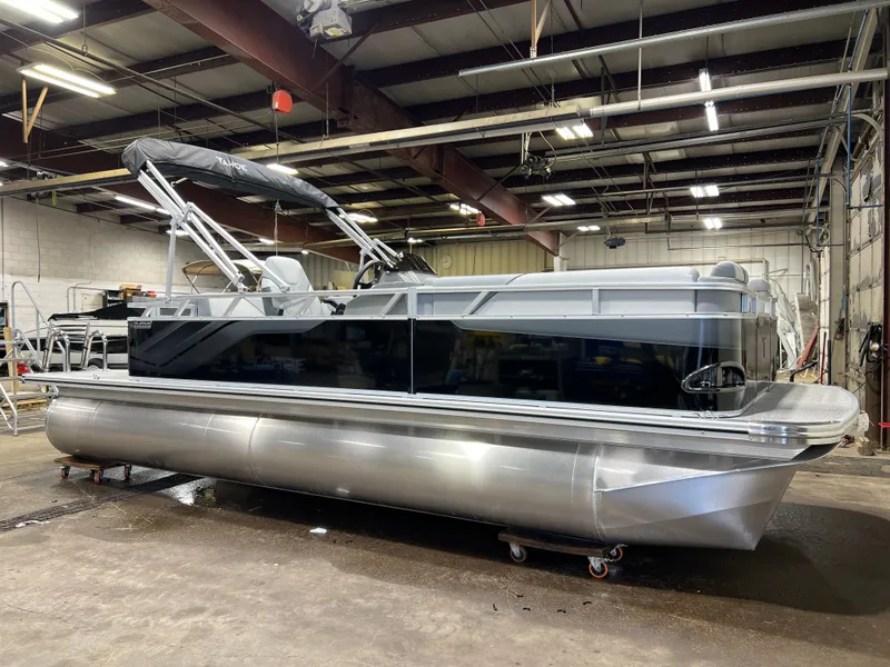 Slide: The Image of Tahoe Sport 2180 Cruise & Honda 4-Stroke EFI 2026 - 29