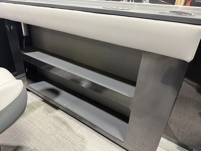 Slide: The Image of Tahoe Geofish 2385 Rear Fish & Honda 4-Stroke EFI 2026 - 23