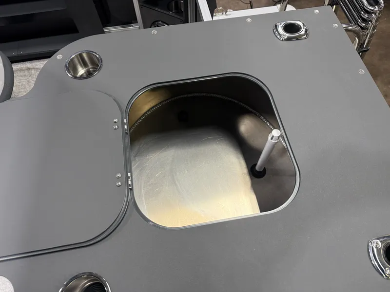 Slide: The Image of Tahoe Geofish 2385 Rear Fish & Honda 4-Stroke EFI 2026 - 26