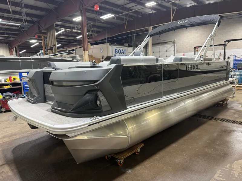 Slide: The Image of Tahoe Geofish 2385 Rear Fish & Honda 4-Stroke EFI 2026 - 40