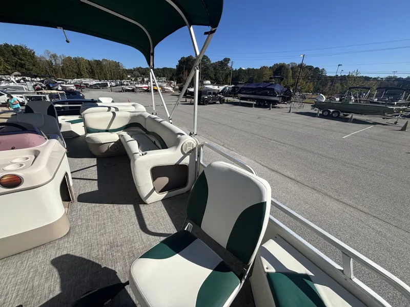 Slide: The Image of Sun Tracker Fishin' Barge 21 w/Mercury 40HP Big Foot- 4-Stroke Engine 2007 - 10