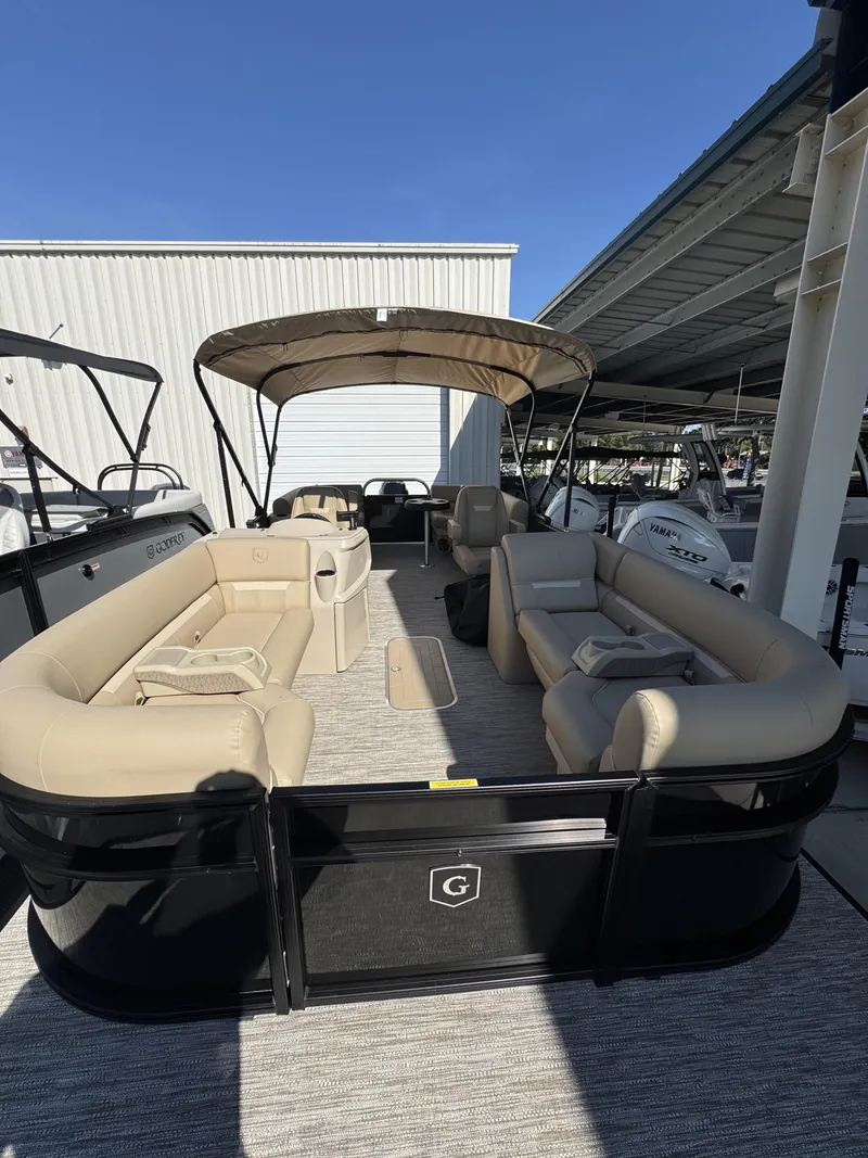 Slide: The Image of Sweetwater EX2286SBX 2026 - 2