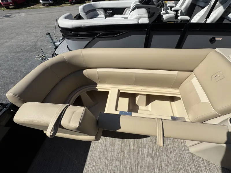 Slide: The Image of Sweetwater EX2286SBX 2026 - 26