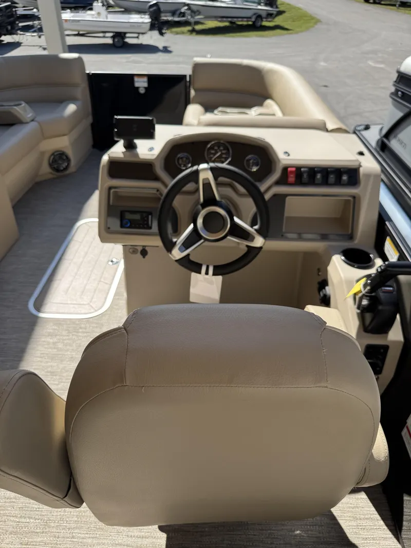 Slide: The Image of Sweetwater EX2286SBX 2026 - 43