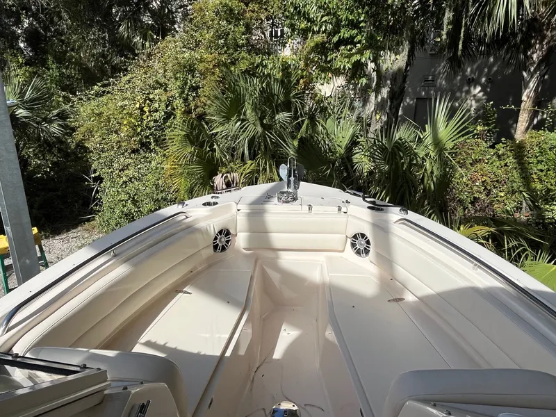 Slide: The Image of Grady-White Freedom 255 2024 - 13