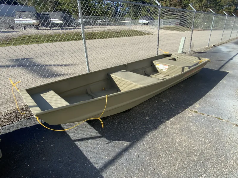 The Image of Tracker 1436 GRIZZLY 2026 - 1