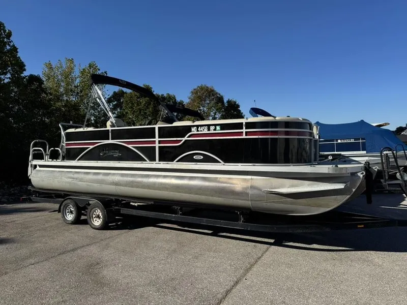 Slide: The Image of Hampton 2485 2018 - 1