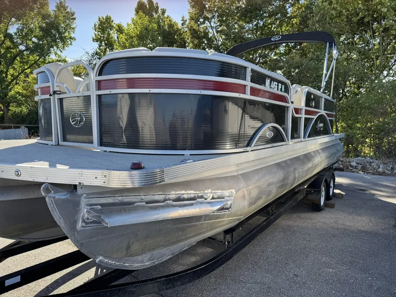 Slide: The Image of Hampton 2485 2018 - 10