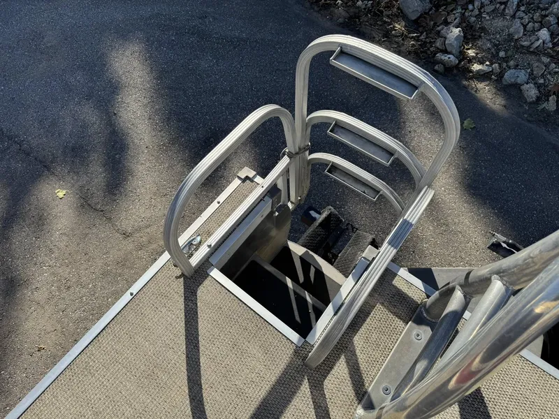 Slide: The Image of Hampton 2485 2018 - 13