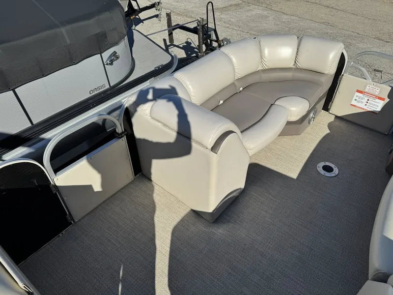 Slide: The Image of Hampton 2485 2018 - 19