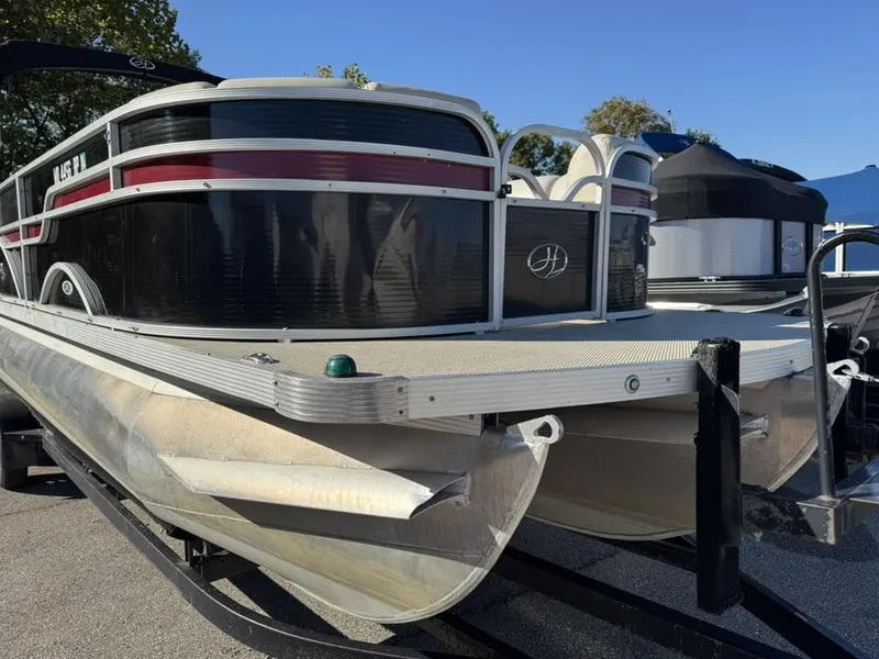 Slide: The Image of Hampton 2485 2018 - 5