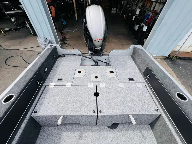 Slide: The Image of Starweld 16 Fusion DC - IN STOCK 2025 - 32