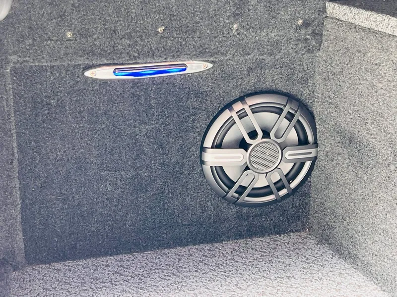 Slide: The Image of Starweld 16 Fusion DC - IN STOCK 2025 - 36