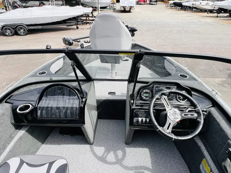 Slide: The Image of Starweld 16 Fusion DC - IN STOCK 2025 - 5