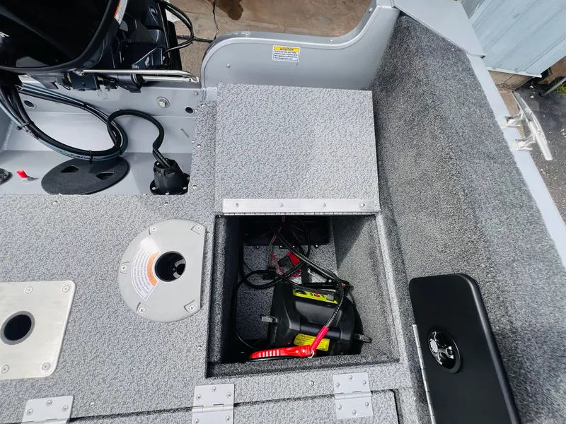 Slide: The Image of Starweld 16 Fusion DC - IN STOCK 2025 - 50