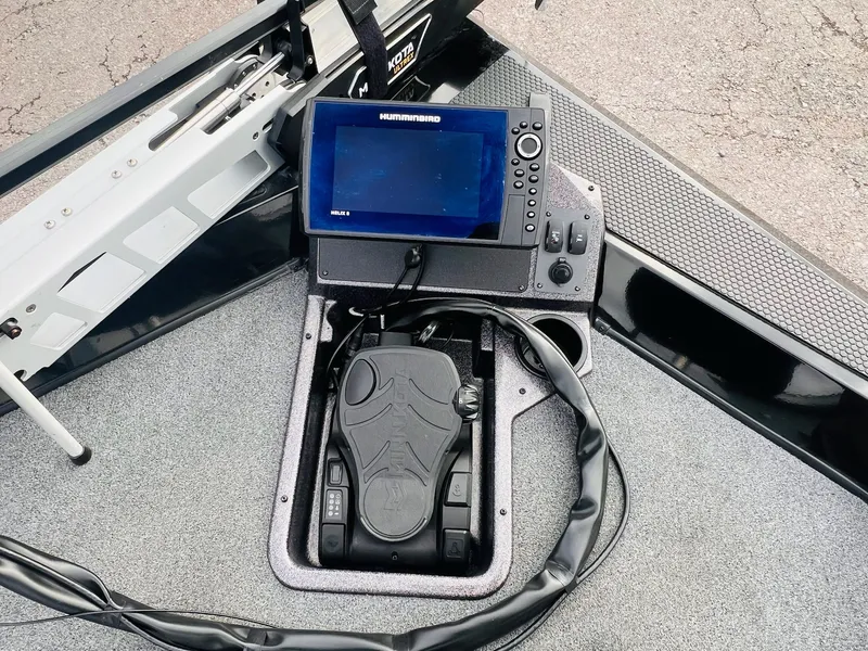 Slide: The Image of Ranger RT198P 2024 - 14