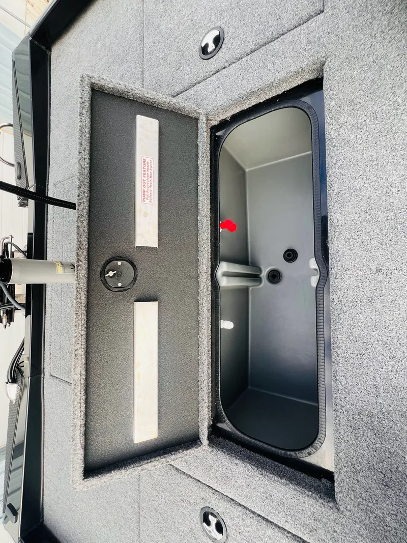 Slide: The Image of Ranger RT198P 2024 - 22