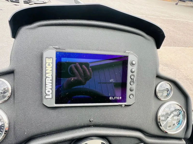 Slide: The Image of Ranger RT198P 2024 - 38